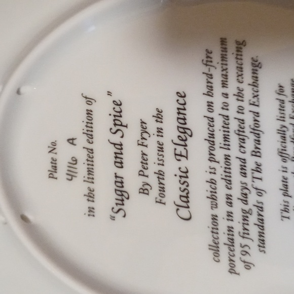 Bradford Exchange Plates - Picture 6 of 6